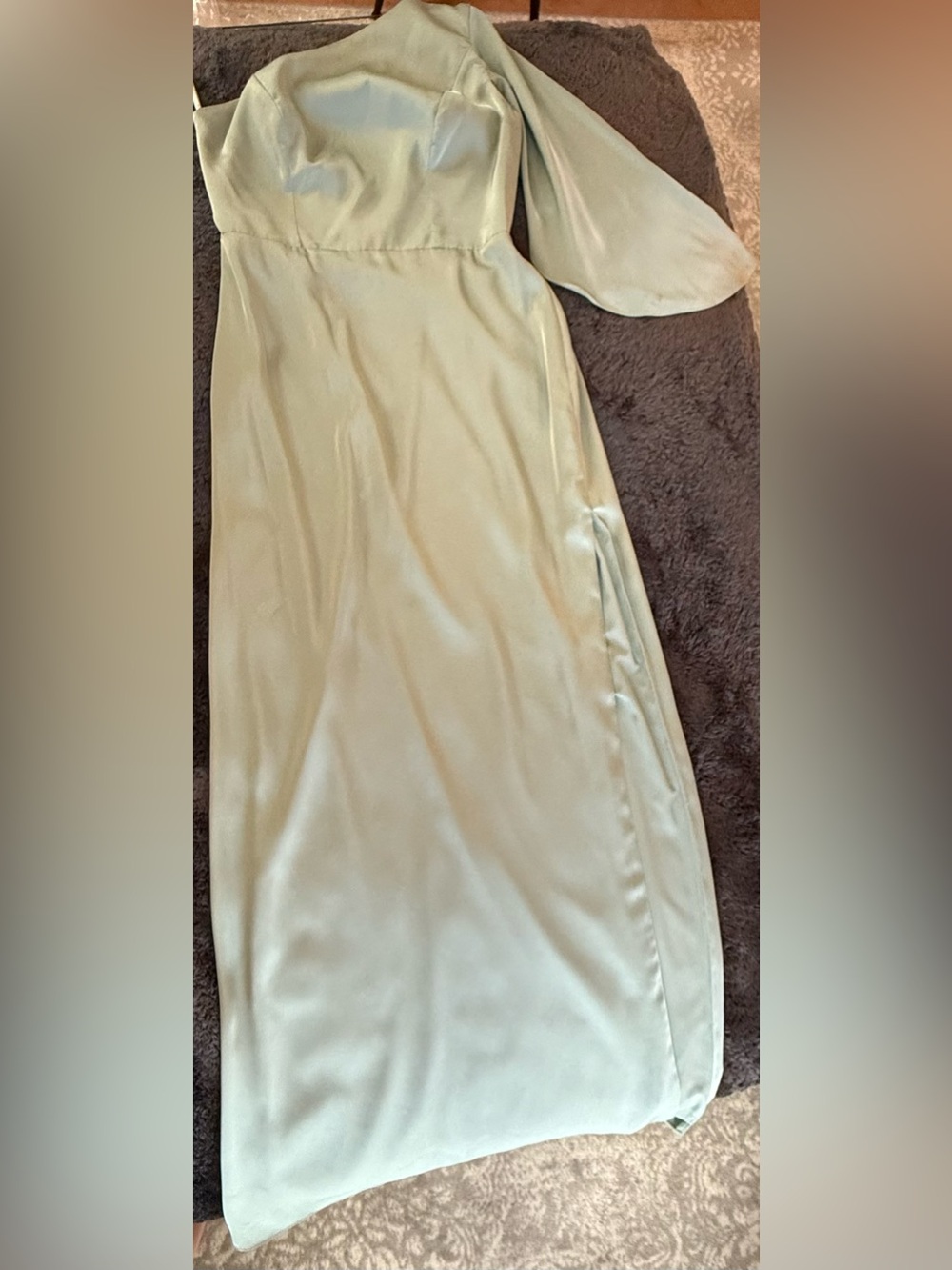 Light Green Dress with Slit - Picture 3 of 6